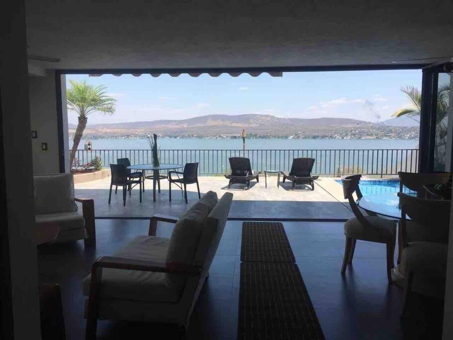 Vistalago Villa Tequesquitengo Exterior photo