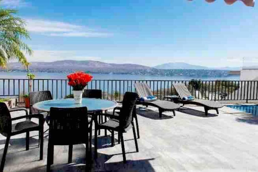 Vistalago Villa Tequesquitengo Exterior photo